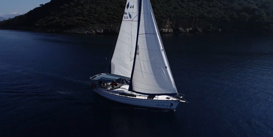 Bavaria 44