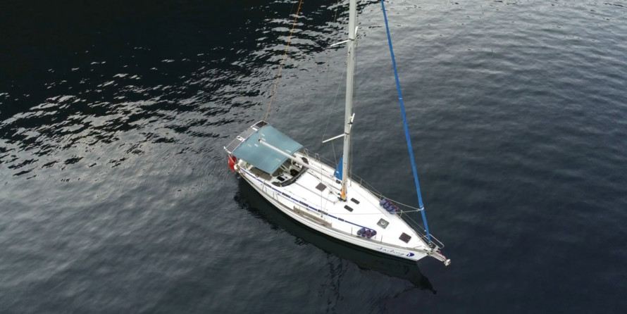 Bavaria 44