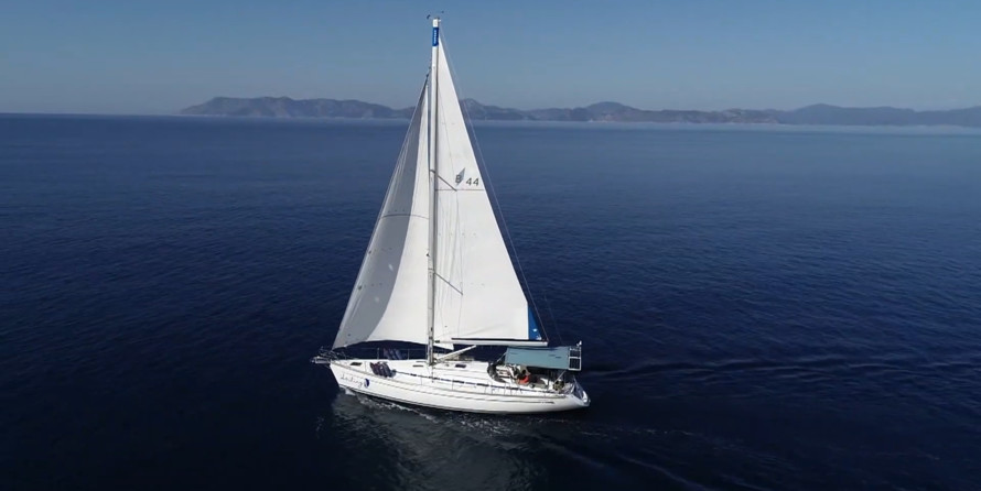 Bavaria 44
