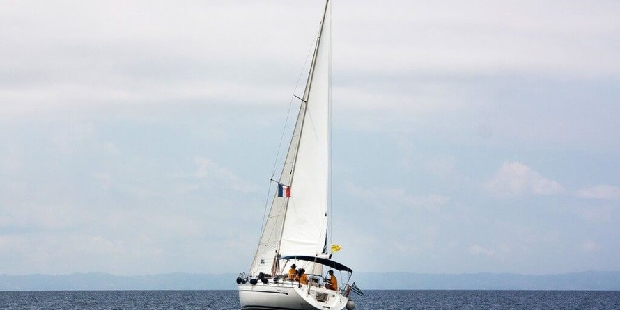 Bavaria 38