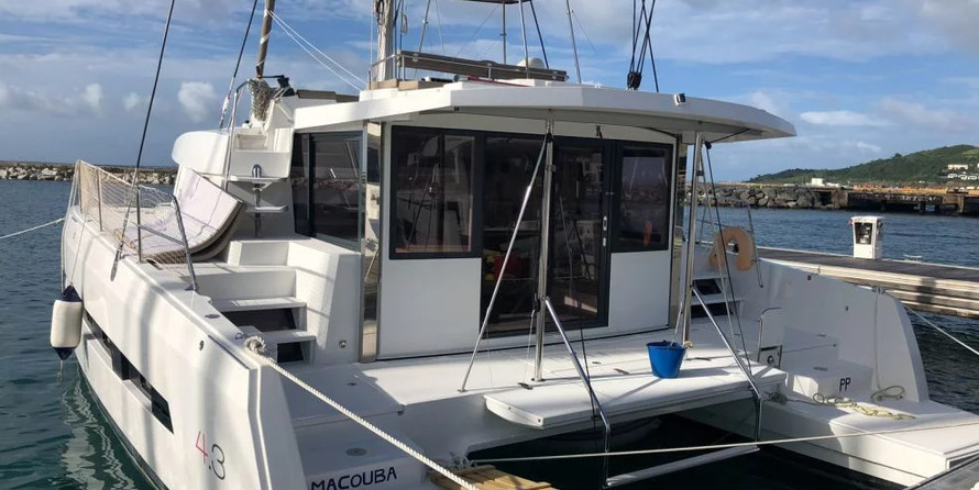 Bali 4.3 - 4 + 2 cab.