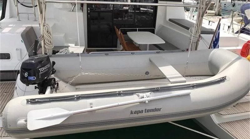 Lagoon 42