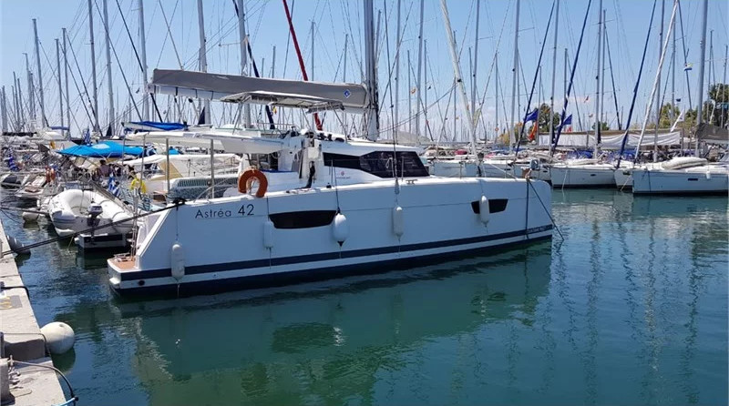 Fountaine Pajot Astrea 42