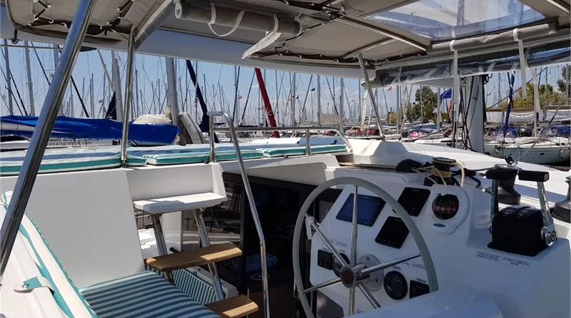 Fountaine Pajot Astrea 42