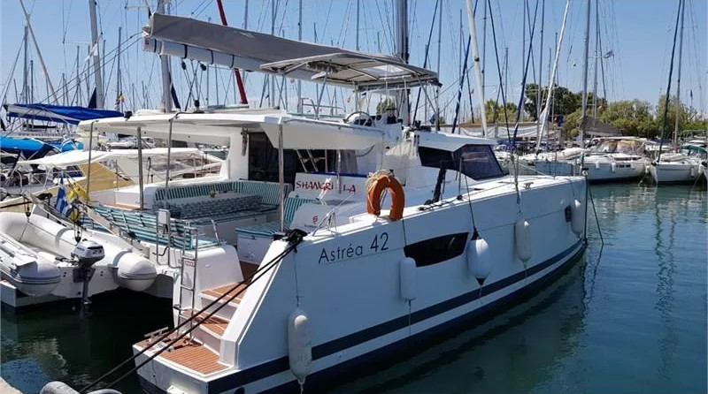 Fountaine Pajot Astrea 42