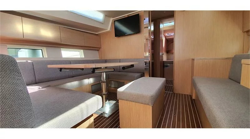 Bavaria C45