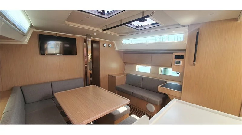 Bavaria C45