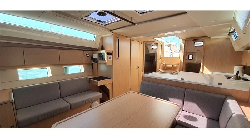 Bavaria C45
