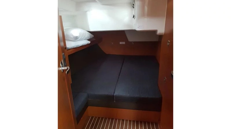 Bavaria Cruiser 51 (5Cab)