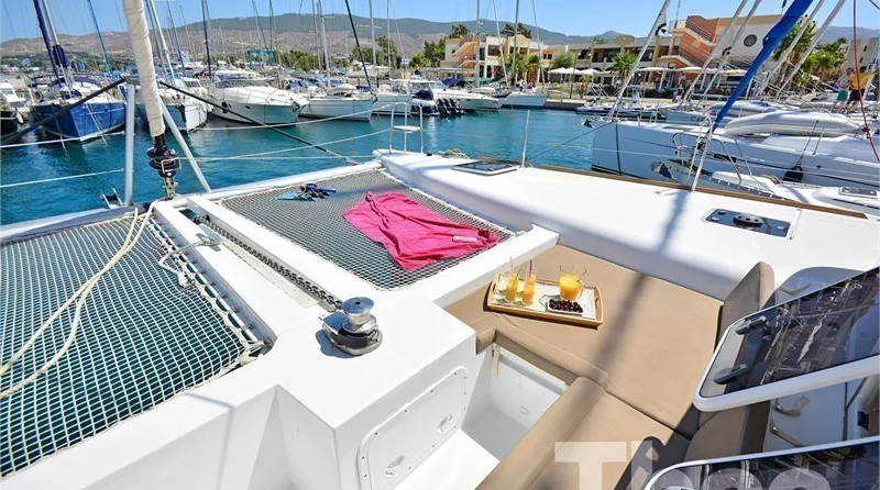 Lagoon 450 (4Cab)