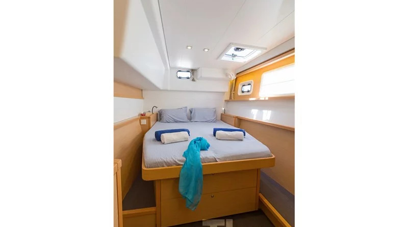Lagoon 450 (4Cab)