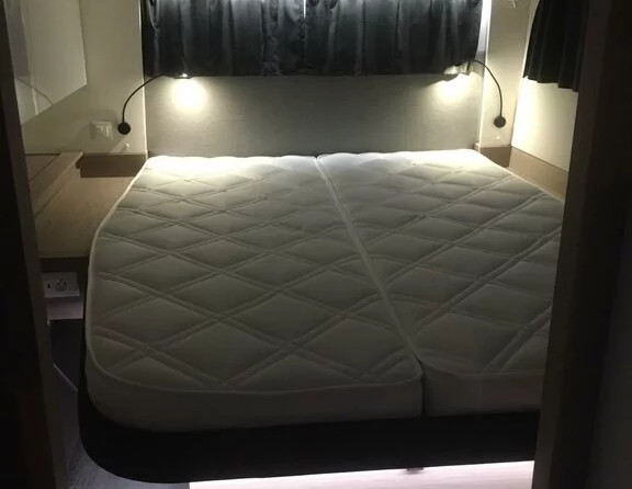 Fountaine Pajot Elba 45