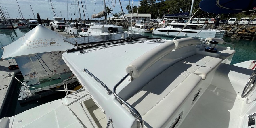 Lagoon 440 - 4 + 2 cab.