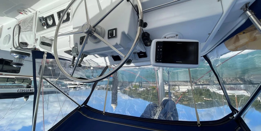 Lagoon 440 - 4 + 2 cab.