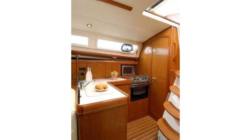 Sun Odyssey 36i (3Cab)