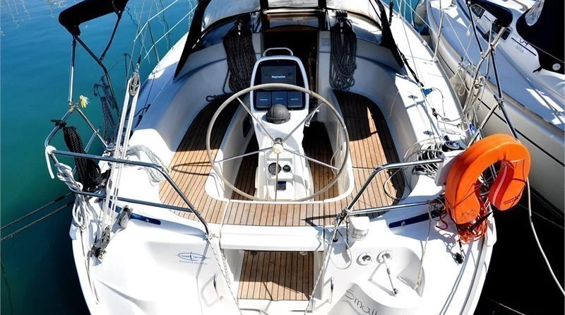 Bavaria 33 Cruiser