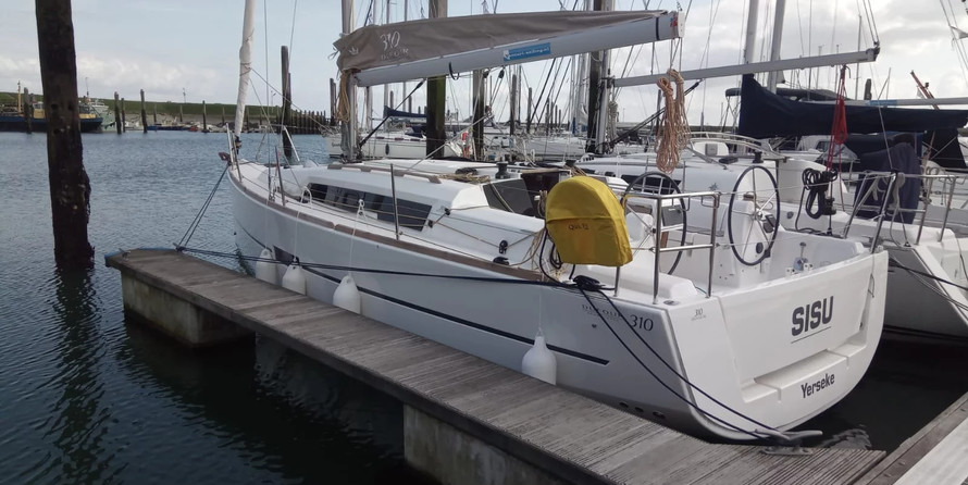 Dufour 310 Grand Large