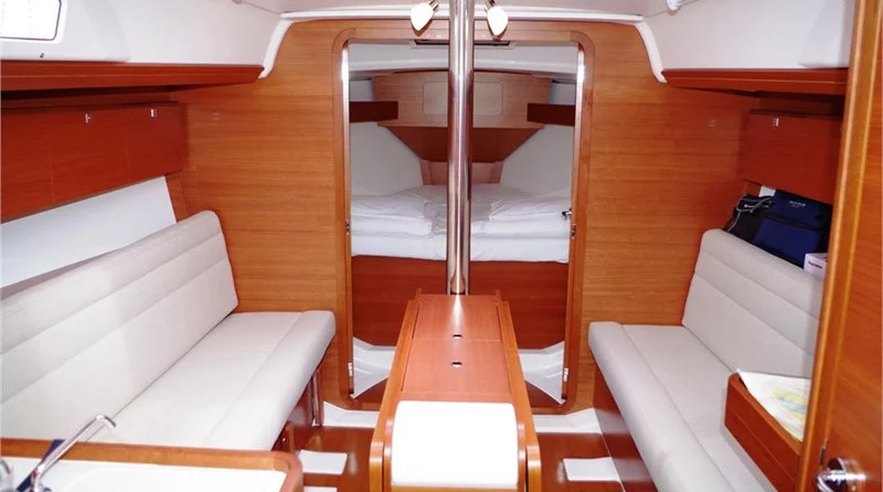 Dufour 350 Grand Large