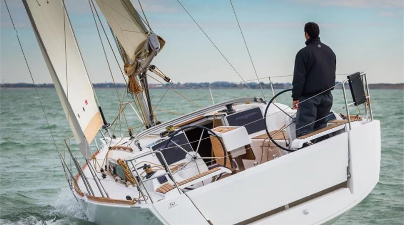 Dufour 350 Grand Large