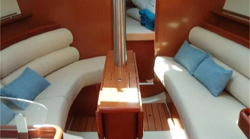Beneteau Oceanis 343