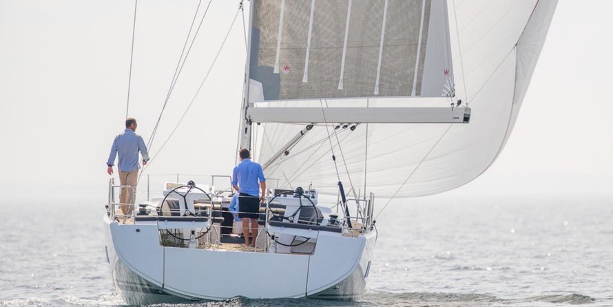 Hanse 548