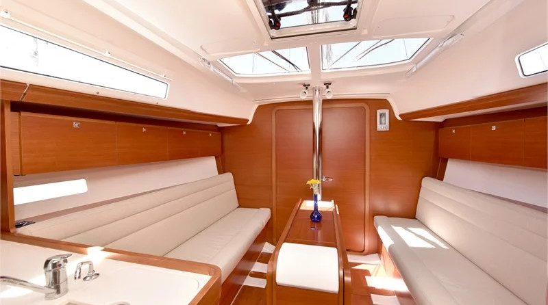 Dufour 350 Grand Large