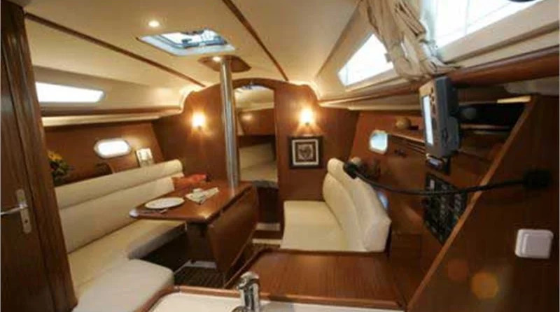 Jeanneau Sun Odyssey 32i