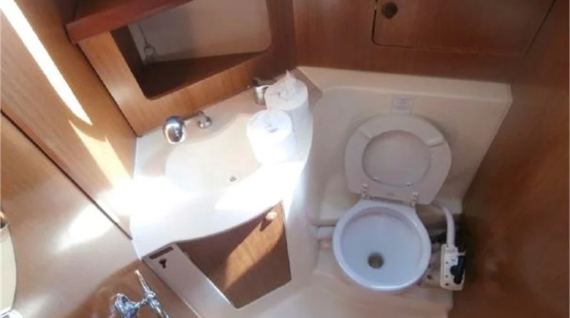 Jeanneau Sun Odyssey 32i