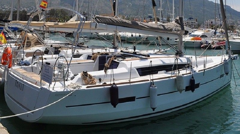 Dufour 412