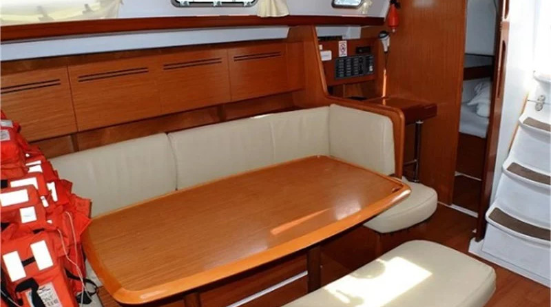 Beneteau Cyclades 43.4