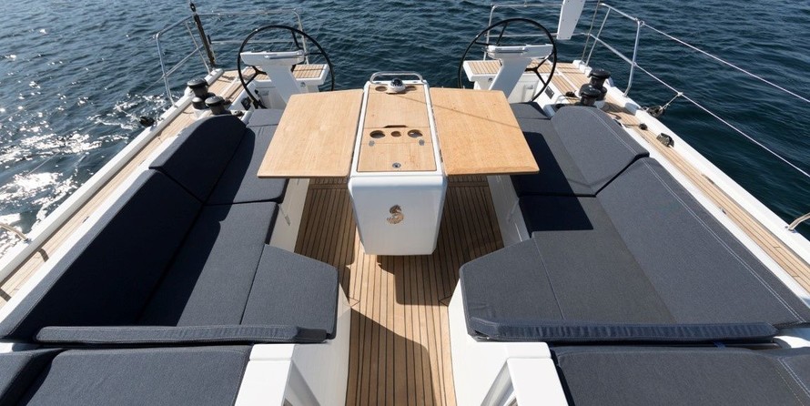 Beneteau Oceanis 51.1