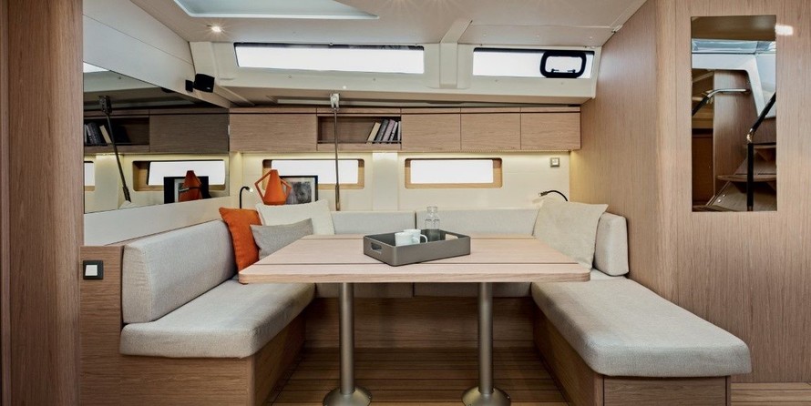 Beneteau Oceanis 51.1