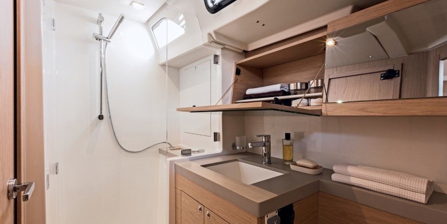 Beneteau Oceanis 51.1