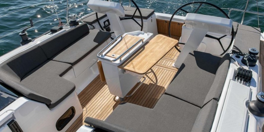 Hanse 458