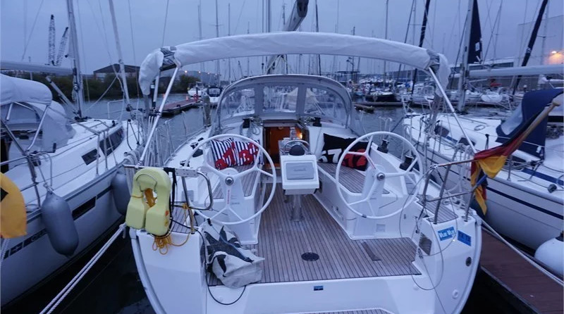 Bavaria 37 Cruiser
