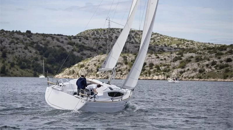 Elan Impression 35