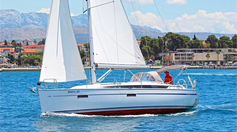Bavaria 37 Cruiser