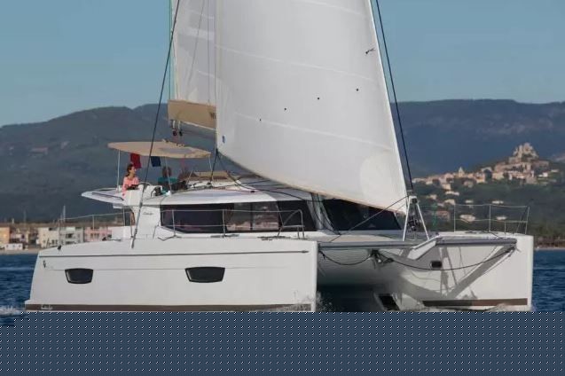 Fountaine Pajot Helia 44