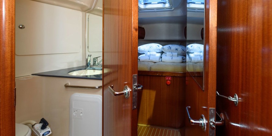 Bavaria 49