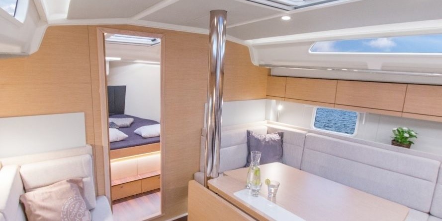 Hanse 418