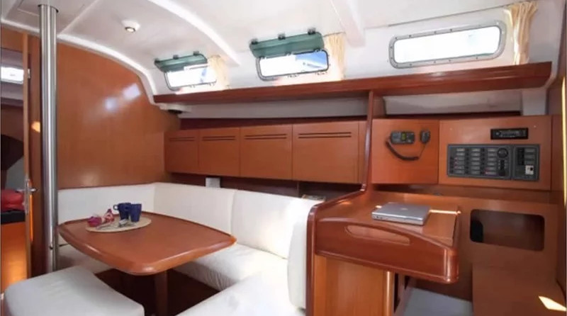 Beneteau Cyclades 39.3