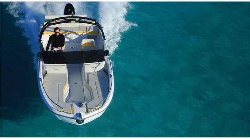 Beneteau Flyer 6 SPORTdeck