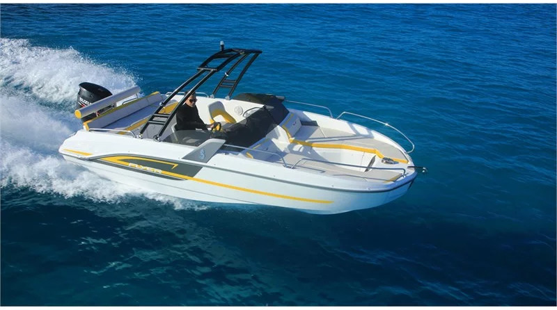 Beneteau Flyer 6 SPORTdeck