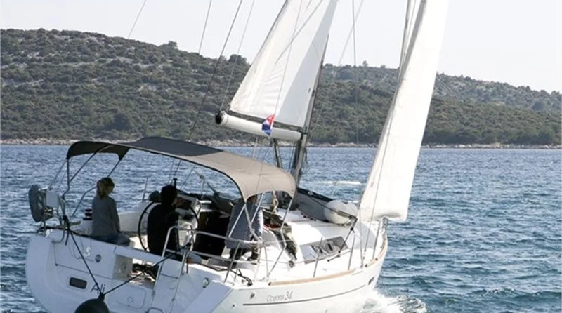 Beneteau Oceanis 34