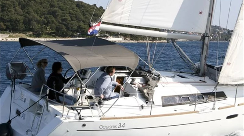 Beneteau Oceanis 34
