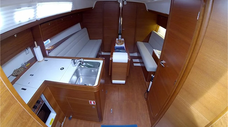 Dufour 350 Grand Large