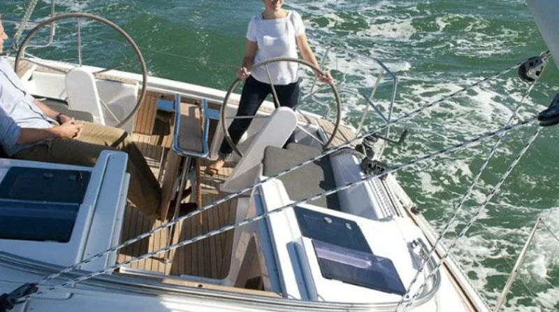 Hanse 345