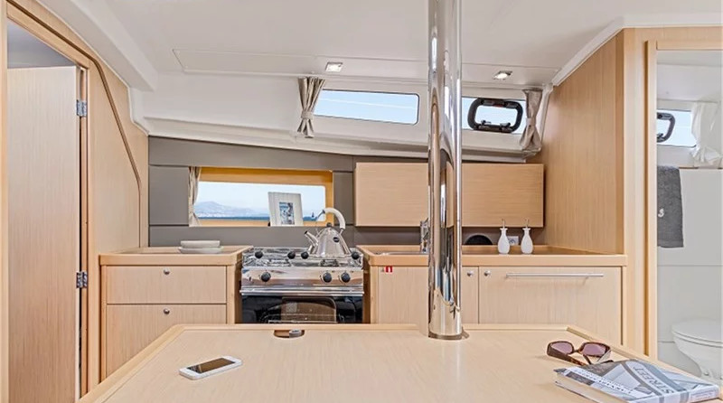 Beneteau Oceanis 35.1