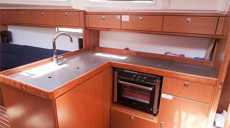 Bavaria 37 Cruiser