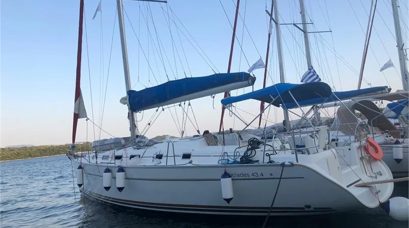 Beneteau Cyclades 43.4